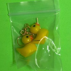 Unisex Gold Detailing Yellow Classic Duck Earrings